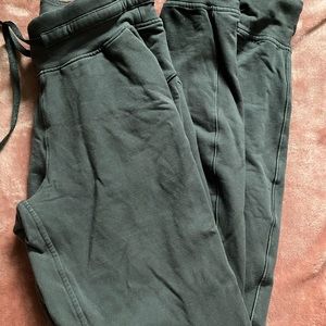 lululemon joggers